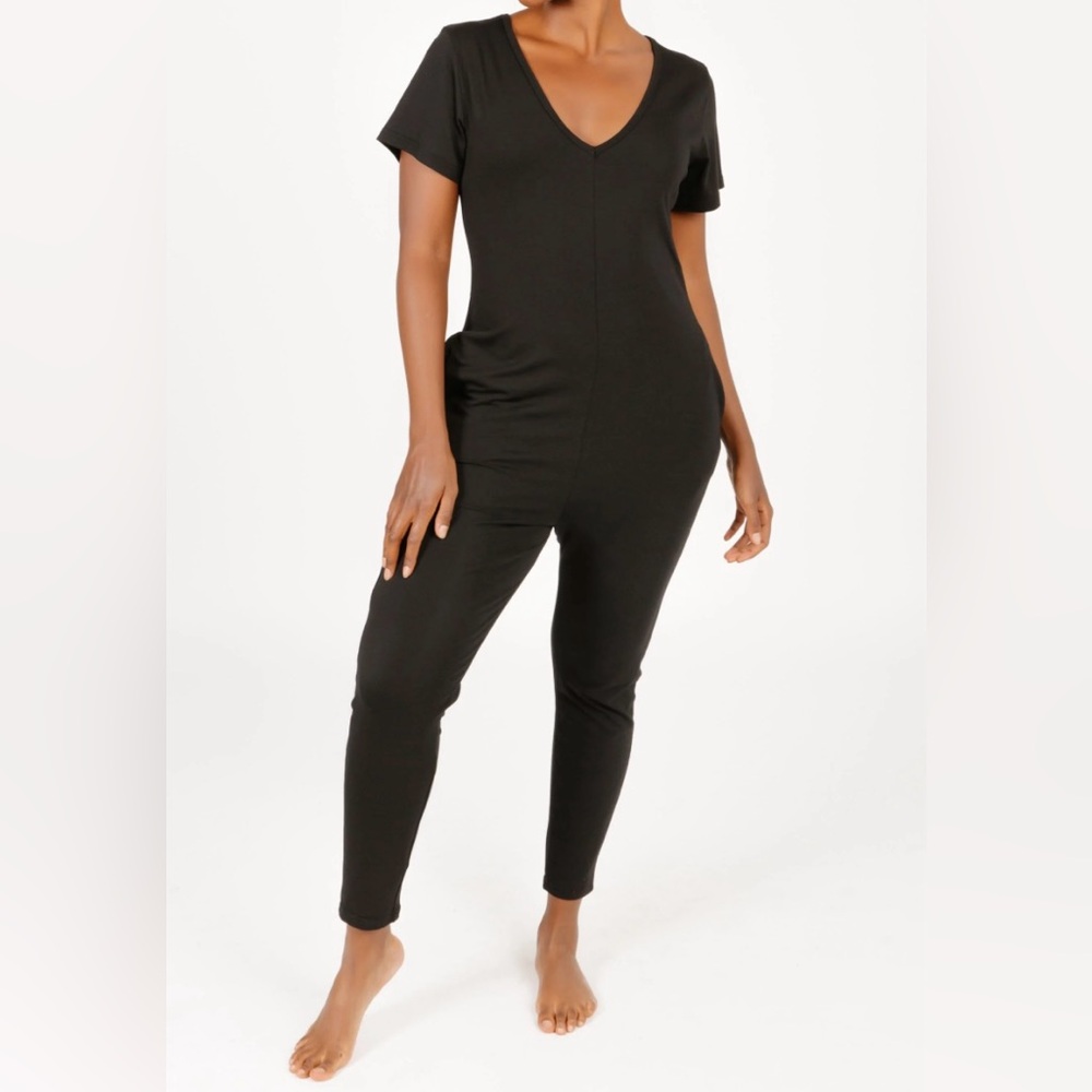 Smash & Tess Olive Green V-Neck Jumpsuit - Picture 1 of 6